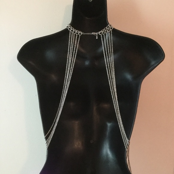 Showstopper Body Chain🔗😎 - Picture 7 of 10